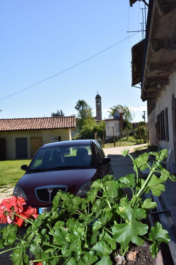 La Casa Di Enzo Bed & Breakfast Lequio Tanaro Bagian luar foto